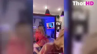 Lindsay Capuano Mirror – Ass From Behind OF