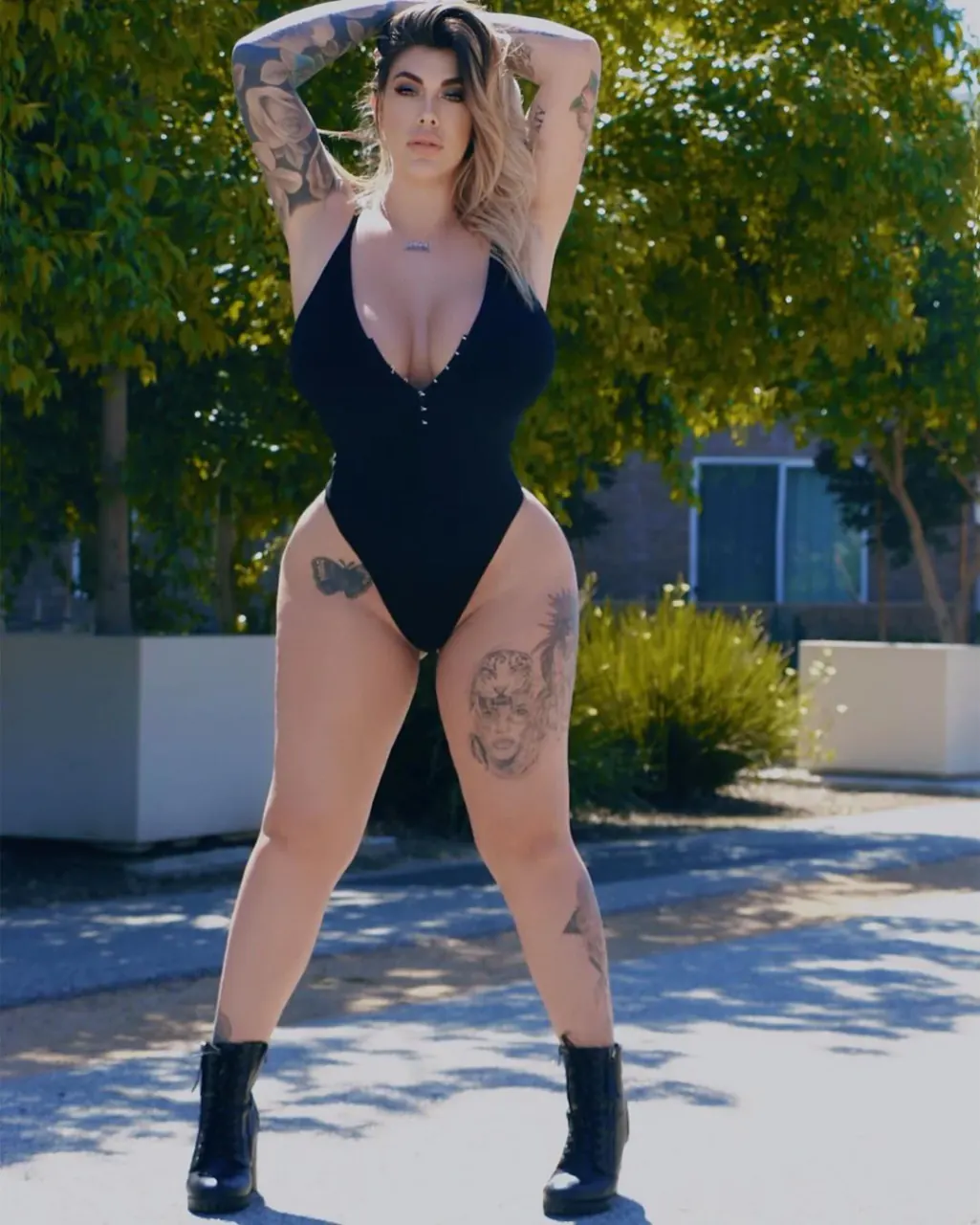 Ana Lorde - Stunning Photo Shoot