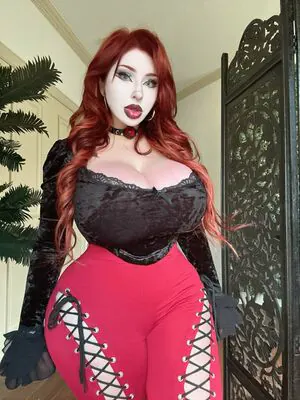 Ghouliette - Sensual Photo Set