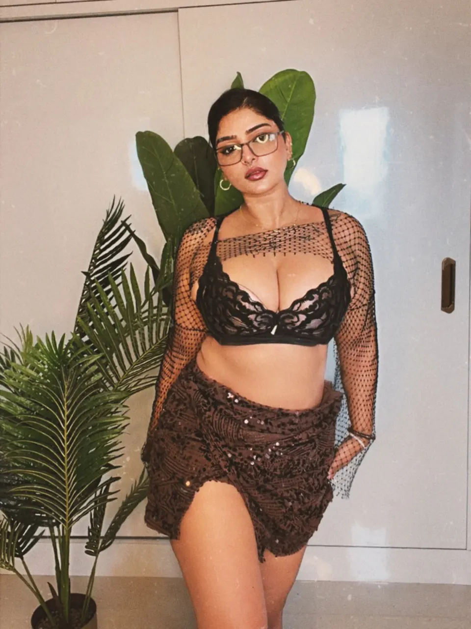 Vinni Chitara - Stunning Photo Set
